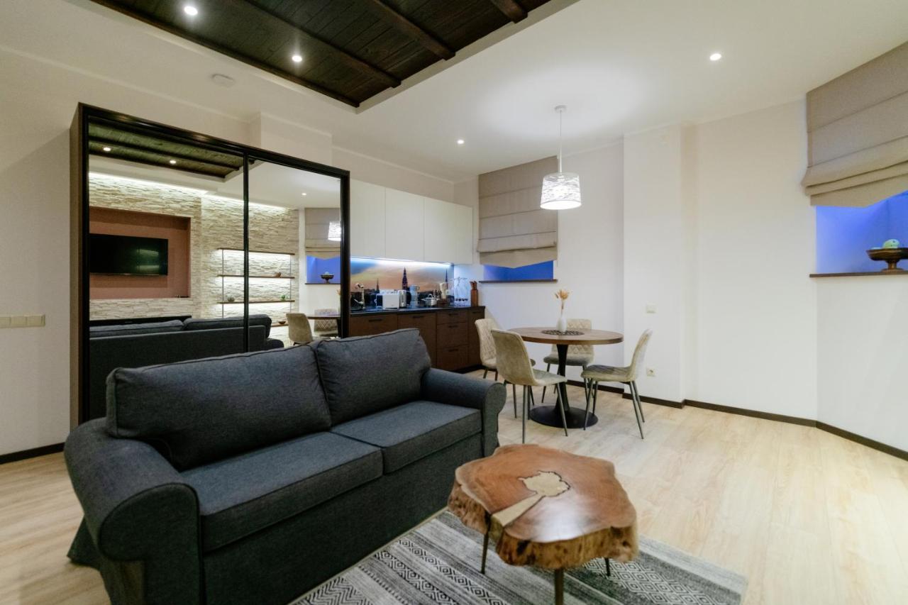 Riga Premium Apartments - Ground Floor With Separate Entrance Dış mekan fotoğraf